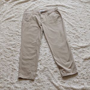 Old Navy Boyfriend Roll Up Pants Rolled Oats 8